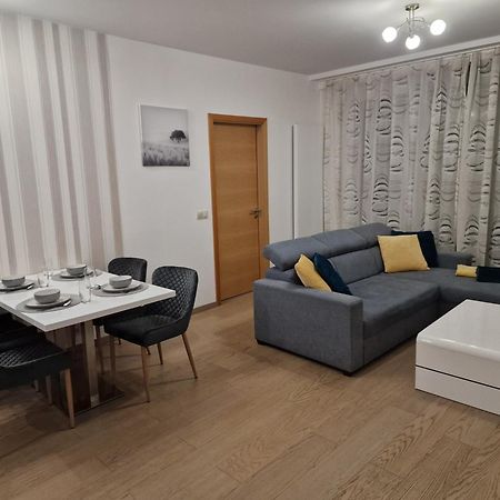 Stylish Panorama City Family Suite Μπρατισλάβα Εξωτερικό φωτογραφία